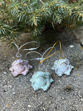 Load image into Gallery viewer, Ornament - Tree Toad